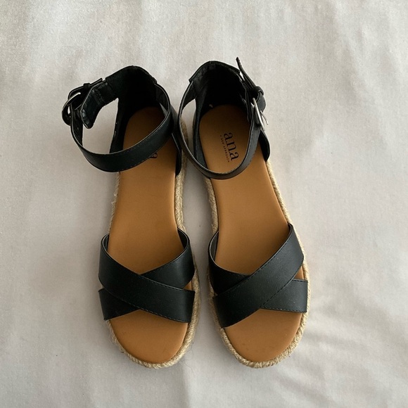 A.n.a. Black Women's Sandals size 7 - Picture 1 of 6